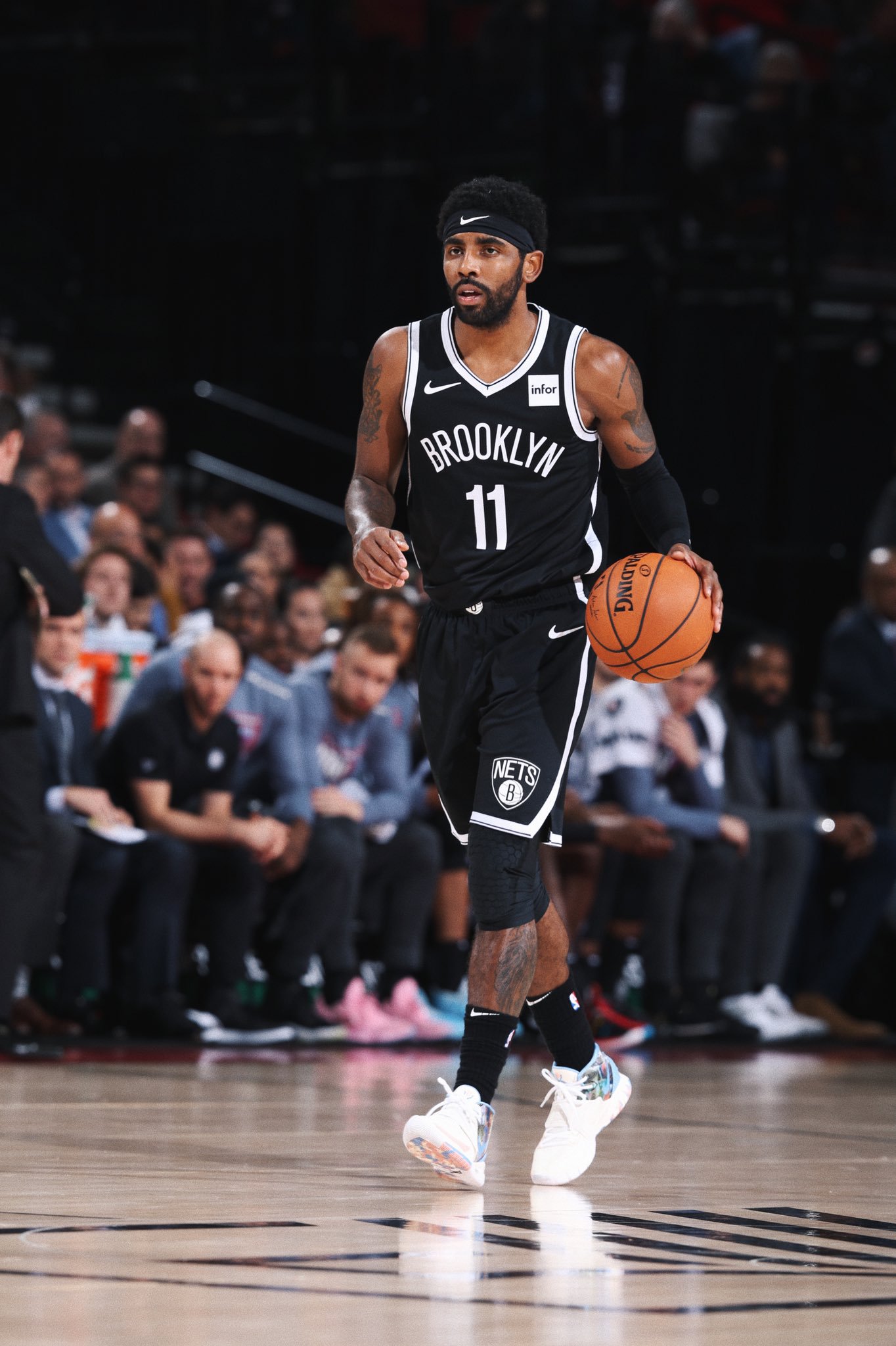 足够的专业 足够的专业