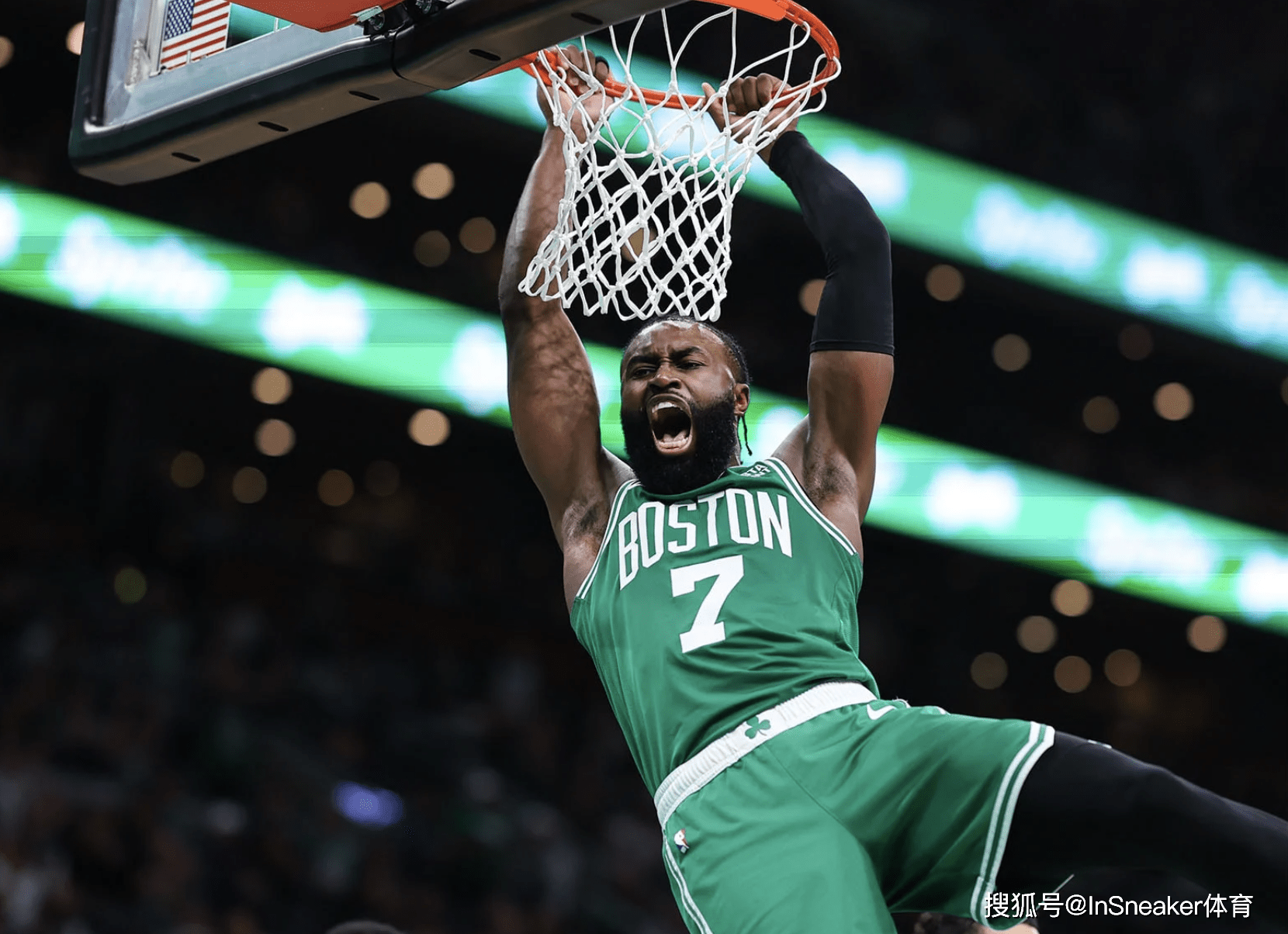 加泰电台：什琴斯尼将于周五接受巴萨的体检