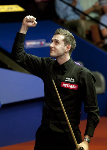 赢得更多荣 赢得更多荣